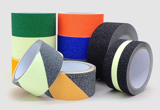 comprar Cintas antideslizantes congeladas Cintas de protección para el suelo de seguridad con ácido acrílico de PVC online manufacture